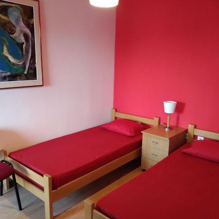 Skopje City Center Red Apartment Exterior photo