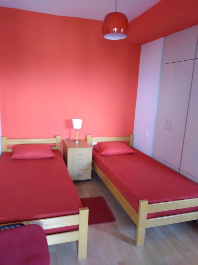 Skopje City Center Red Apartment Exterior photo